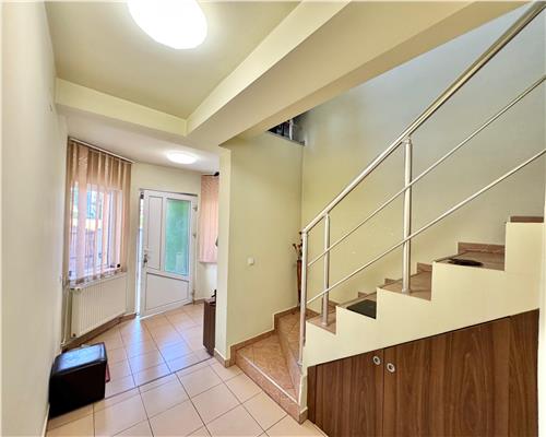 Casa P+1E, 3 camere, zona Republicii, Ploiesti