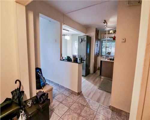 Inchiriere apartament 4 camere, zona 9 mai, Ploiesti