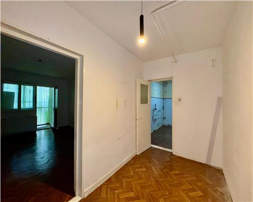 Apartament 2 camere, confort 1 circular,zona Vest, Ploiesti.