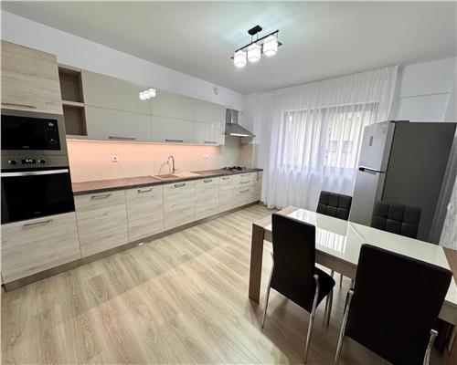 Apartament 3 camere 116 mp, 2 locuri de parcare, Ploiesti, cartier Albert.