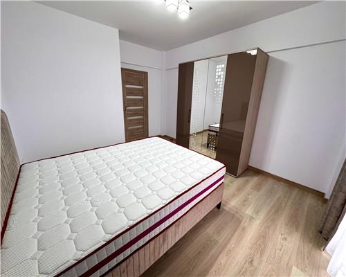 Apartament 3 camere 116 mp, 2 locuri de parcare, Ploiesti, cartier Albert.