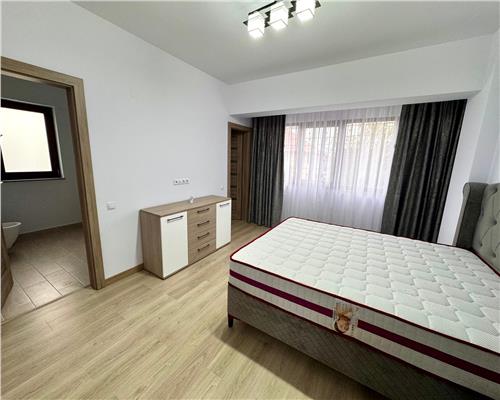 Apartament 3 camere 116 mp, 2 locuri de parcare, Ploiesti, cartier Albert.