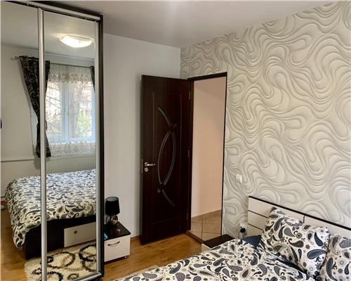 Inchiriere apartament 2 camere, decomandat, zona Vest Baraolt, Ploiesti