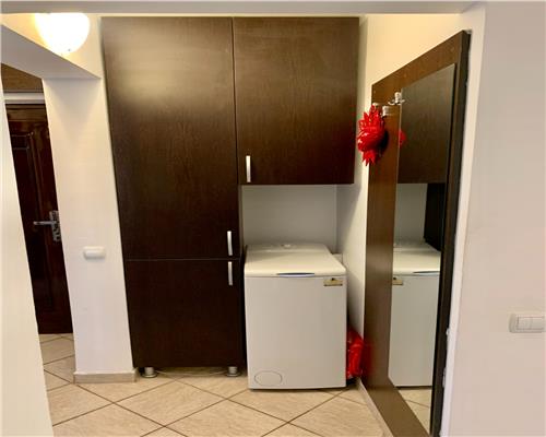 Inchiriere apartament 2 camere, decomandat, zona Vest Baraolt, Ploiesti