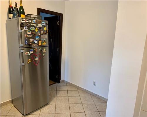 Inchiriere apartament 2 camere, decomandat, zona Vest Baraolt, Ploiesti