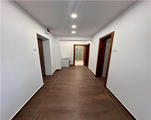 Apartament 2 camere, prima inchiriere, Ploiesti, zona centrala