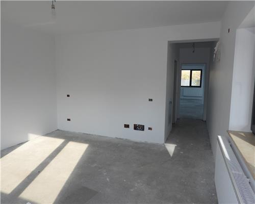 Casa P+M, 4 camere, 215mp, Comuna Plopu