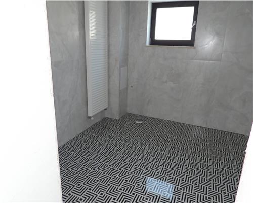 Casa P+M, 4 camere, 215mp, Comuna Plopu