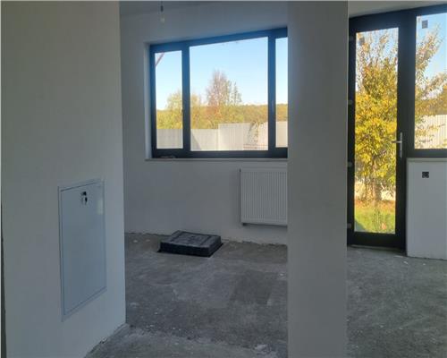 Casa P+M, 4 camere, 215mp, Comuna Plopu