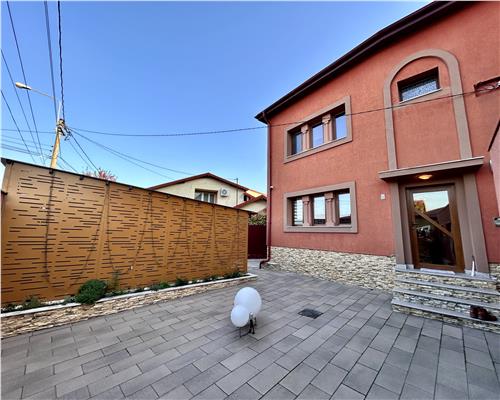 Casa 5 camere, P+M, partial mobilata, 2 garaje, In Ploiesti, zona Mihai Bravu