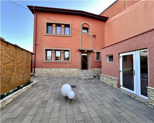 Casa 5 camere, P+M, partial mobilata, 2 garaje, In Ploiesti, zona Mihai Bravu