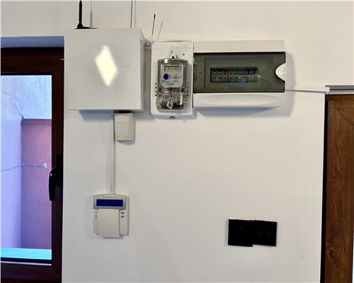 Casa 5 camere, P+M, partial mobilata, 2 garaje, In Ploiesti, zona Mihai Bravu
