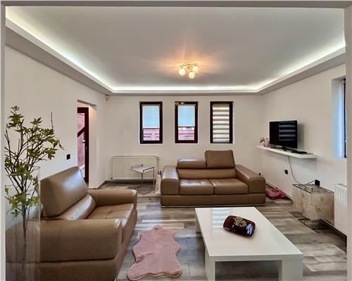 Casa 5 camere, P+M, partial mobilata, 2 garaje, In Ploiesti, zona Mihai Bravu