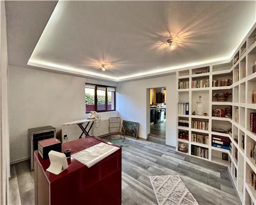 Casa 5 camere, P+M, partial mobilata, 2 garaje, In Ploiesti, zona Mihai Bravu