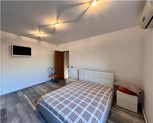 Casa 5 camere, P+M, partial mobilata, 2 garaje, In Ploiesti, zona Mihai Bravu
