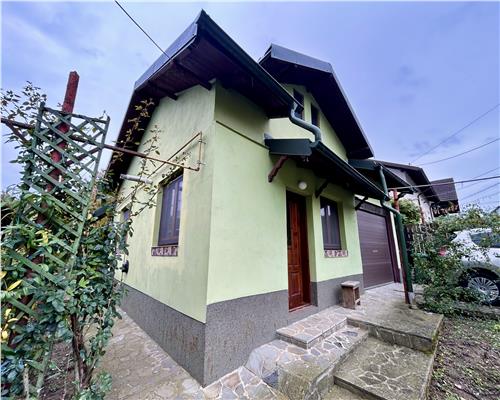 Vanzare casa 6 camere, in Baicoi, teren 1800 MP