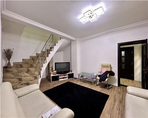 Casa cu 5 camere, P+M, 2 bai, acces auto 2 strazi, Ploiesti, zona Andrei Muresanu