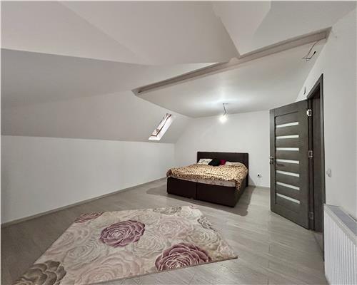 Casa cu 5 camere, P+M, 2 bai, acces auto 2 strazi, Ploiesti, zona Andrei Muresanu