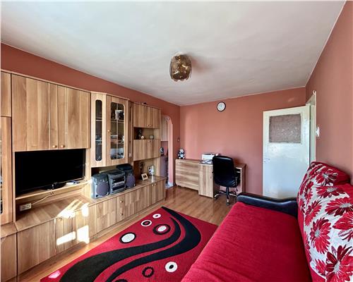 Apartament cu 2 camere, semidecomandat, Ploiesti, Vest I