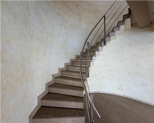 Vila P+1+M, 9 camere, 600 mp, stradal Pipera