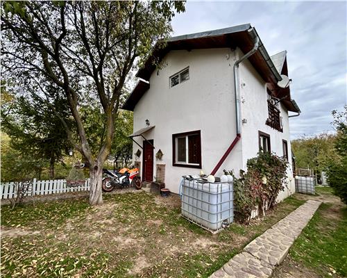 Casa 3 camere si curte 500MP, Gageni, Prahova