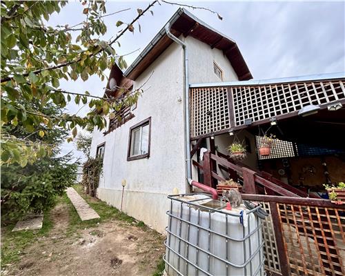 Casa 3 camere si curte 500MP, Gageni, Prahova
