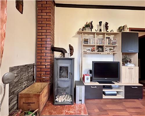 Casa 3 camere si curte 500MP, Gageni, Prahova