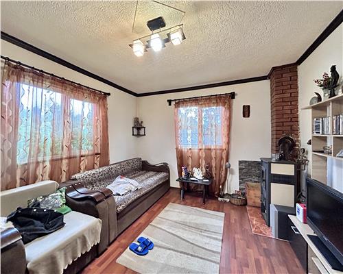 Casa 3 camere si curte 500MP, Gageni, Prahova