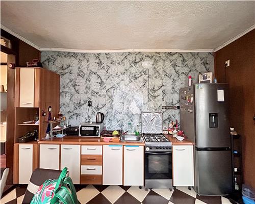 Casa 3 camere si curte 500MP, Gageni, Prahova