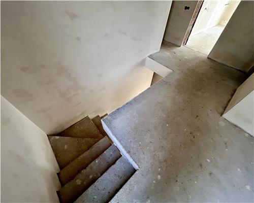 Casa 5 camere, garaj acoperit, Baicoi, Prahova