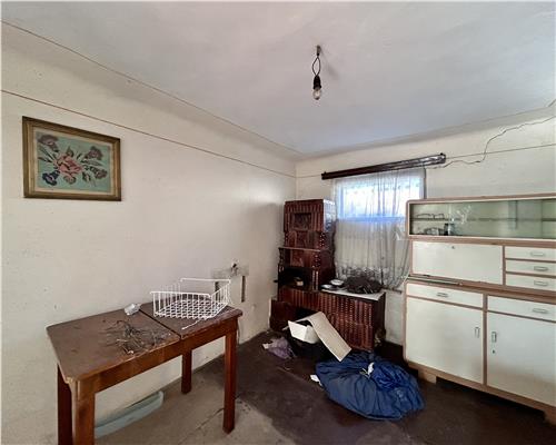 Casa 4 camere, 141 MP + Anexa 39 MP, pe DN1