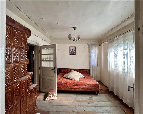 Casa 4 camere, 141 MP + Anexa 39 MP, pe DN1