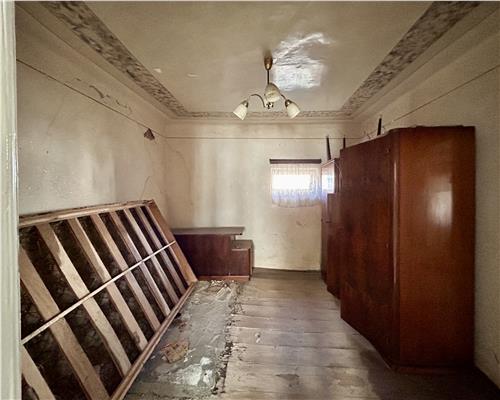 Casa 4 camere, 141 MP + Anexa 39 MP, pe DN1