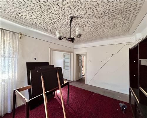 Casa 4 camere, 141 MP + Anexa 39 MP, pe DN1