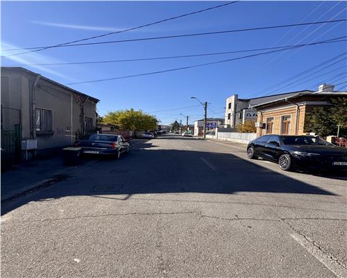 Casa 4 camere, 2 intrari, Ploiest, Bd. Castanilor