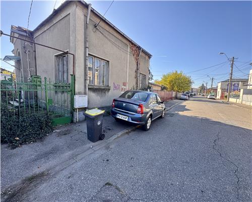 Casa 4 camere, 2 intrari, Ploiest, Bd. Castanilor