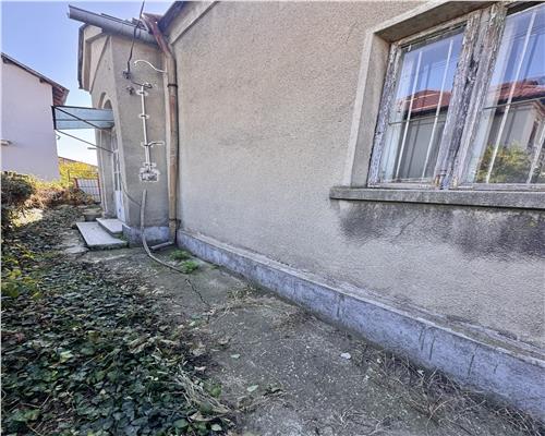 Casa 4 camere, 2 intrari, Ploiest, Bd. Castanilor