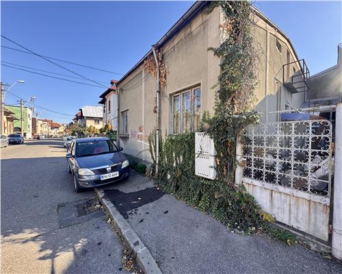 Casa 4 camere, 2 intrari, Ploiest, Bd. Castanilor