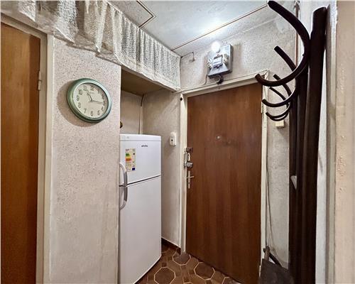 Apartament 2 camere, semidecomandat, Kaufland Vest, Ploiesti