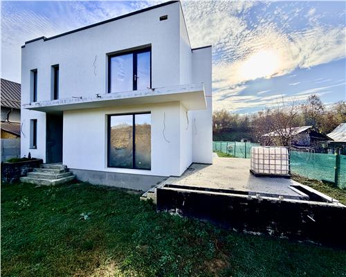 Casa P+1E, 5 camere, langa padure, Plopu Prahova