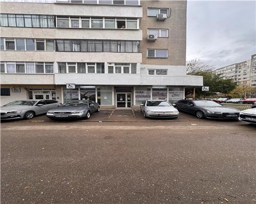 Spatiu comercial la parter de bloc, in Ploiesti, zona Bd. Bucuresti