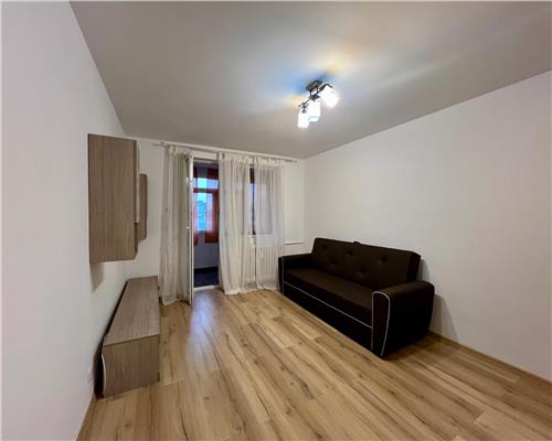 Inchiriere 3 camere central ,recent renovat, Ploiesti