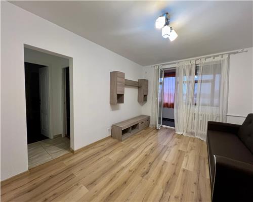 Inchiriere 3 camere central ,recent renovat, Ploiesti