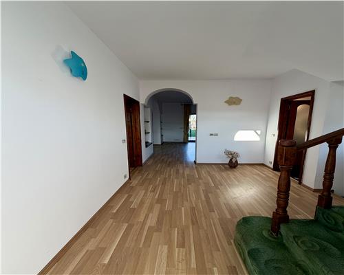 Vila 5 camere, teren 795 mp, Ploiesti, zona centrala
