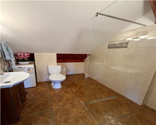 Vila 5 camere, teren 795 mp, Ploiesti, zona centrala