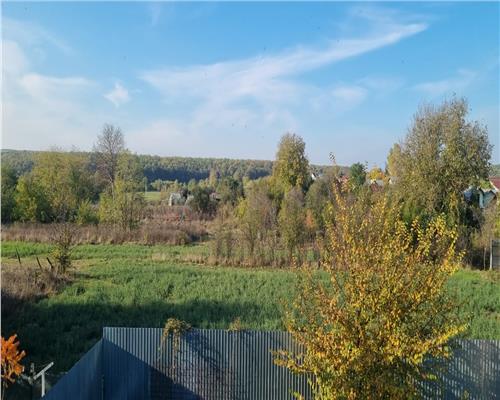 Vanzare teren intravilan 2054 mp, Comuna Plopu