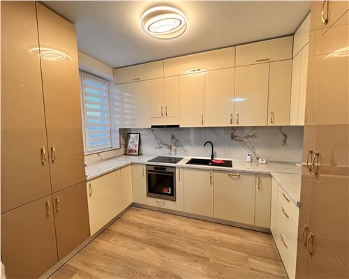 Apartament 3 camere de lux, 2 locuri de parcare, Albert, Ploiesti