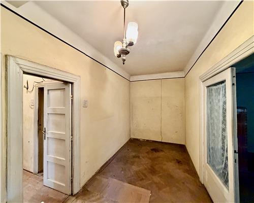 Apartament 2 camere in vila, curte, zona AFI Palace, Ploiesti