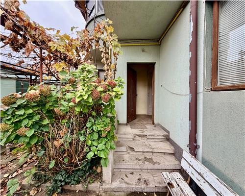 Apartament 2 camere in vila, curte, zona AFI Palace, Ploiesti