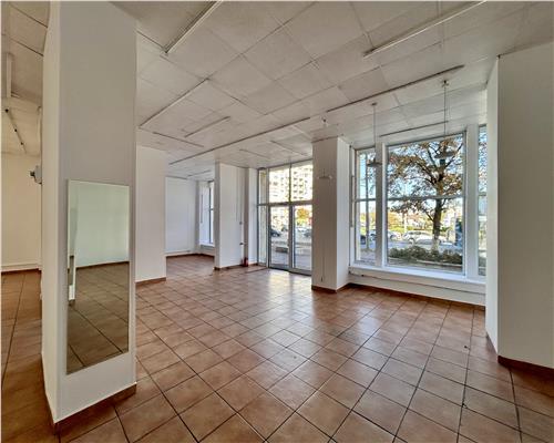 Spatiu comercial , 211mp , ultracentral , Ploiesti